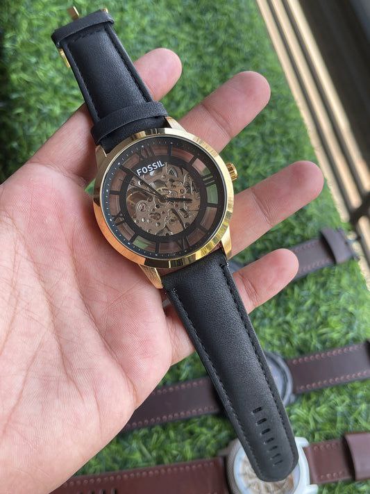 Fossill Townsman black and gold automatic leather belt