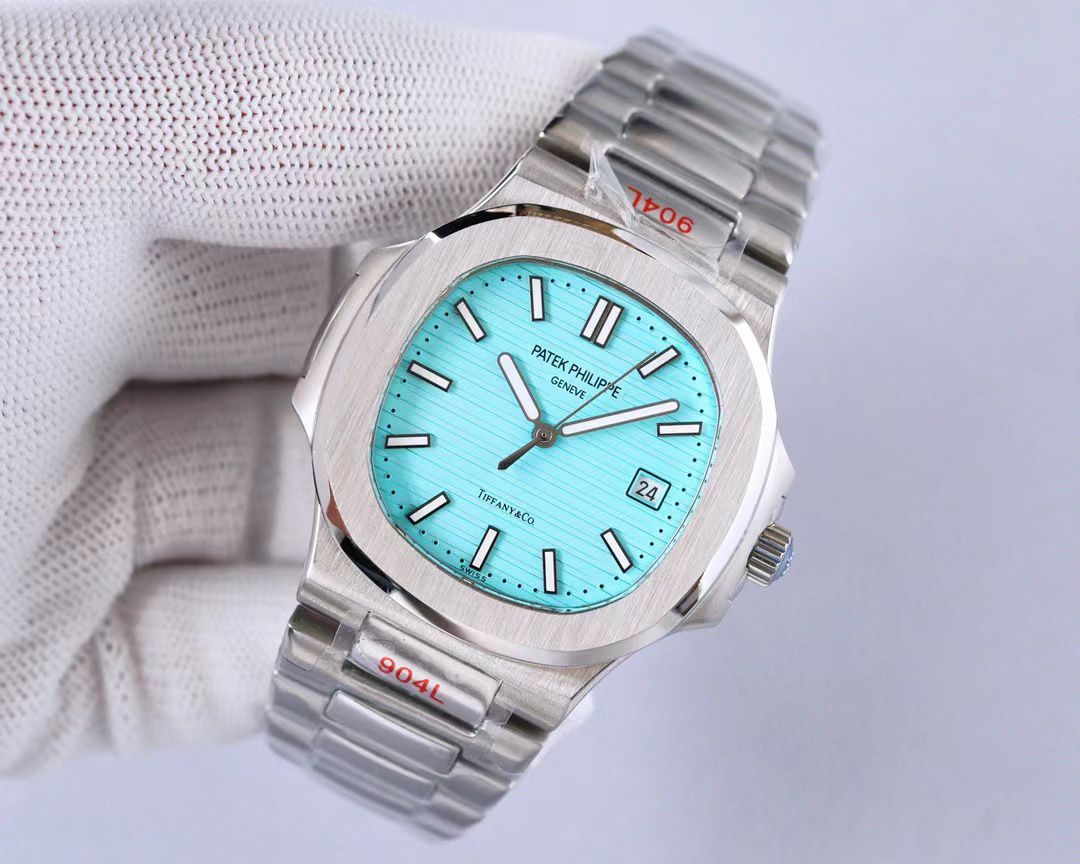 New Patekk philippe Nautilus Quartz