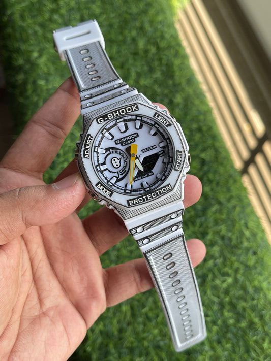 G-SHOCK MANGA EDITION WHITE COLOR