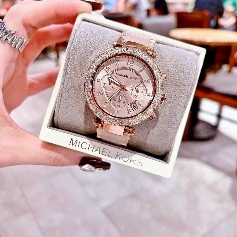 Michaell Kors Parker for her