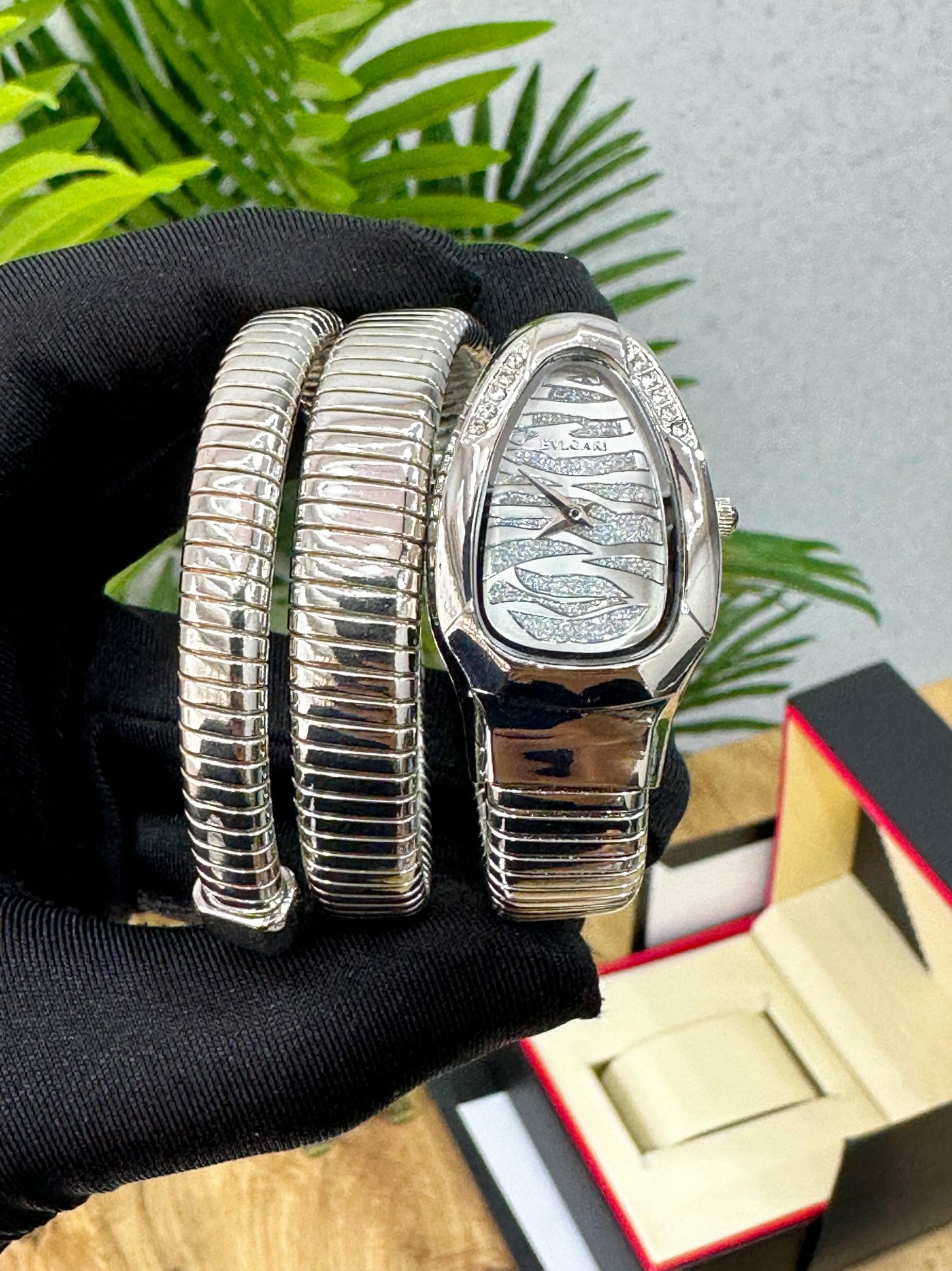 NEW LUXURY, BEAUTY FOR WOMEN'S BVLGARI SERPENTI ALL SILVER