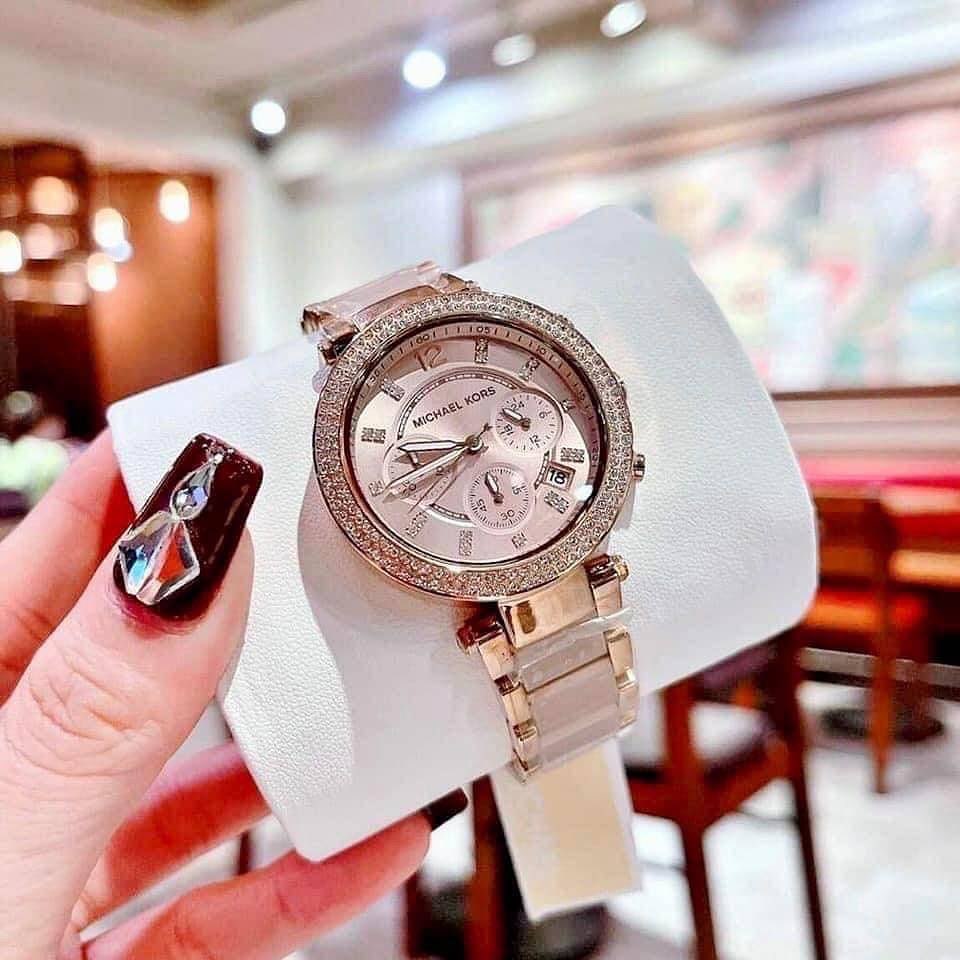 Michaell Kors Parker for her